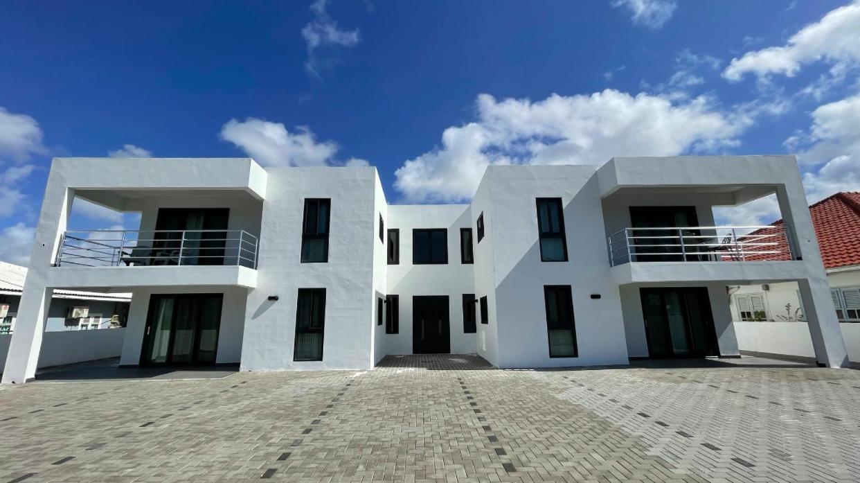 Whitehouse Boulevard, Close To Mambo Beach And City Centre Leilighet Willemstad Eksteriør bilde
